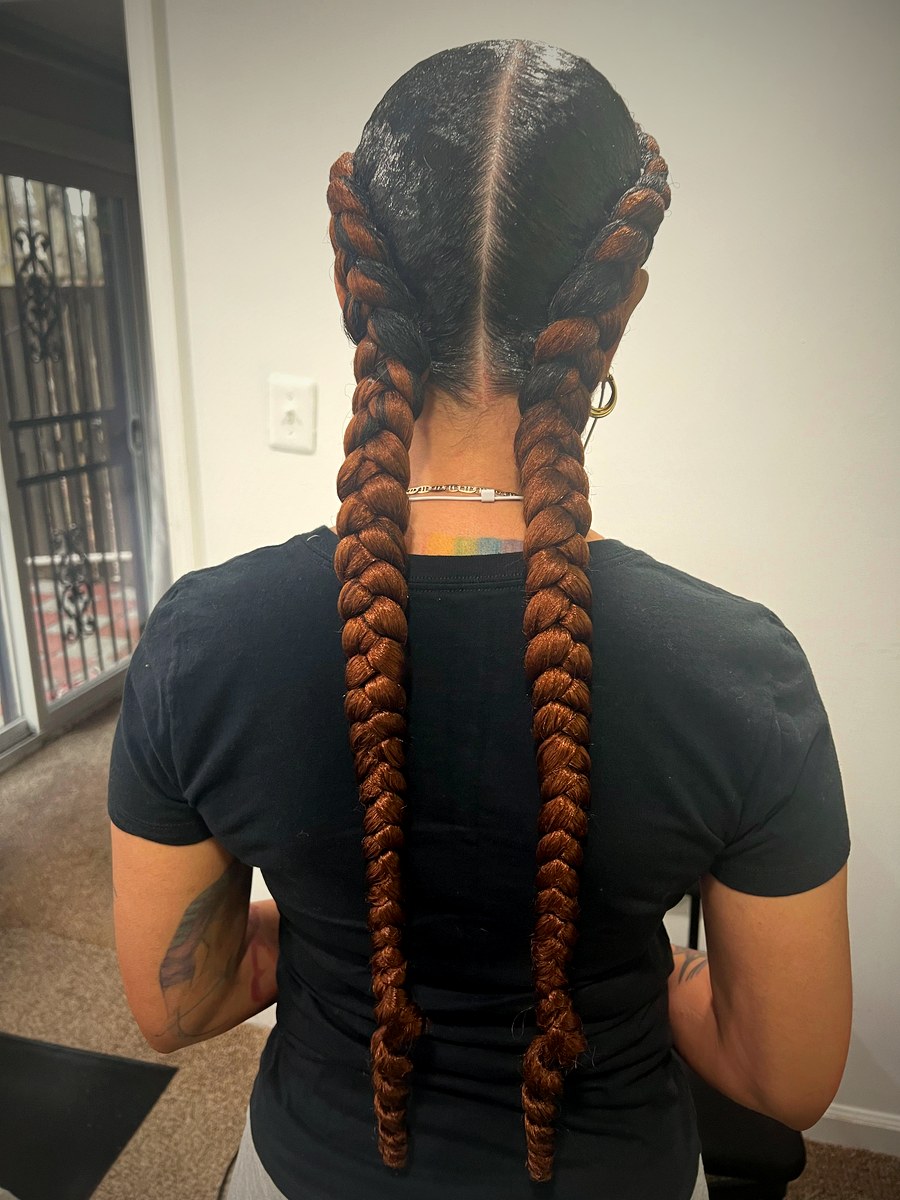 Two Cornrows by Ariane